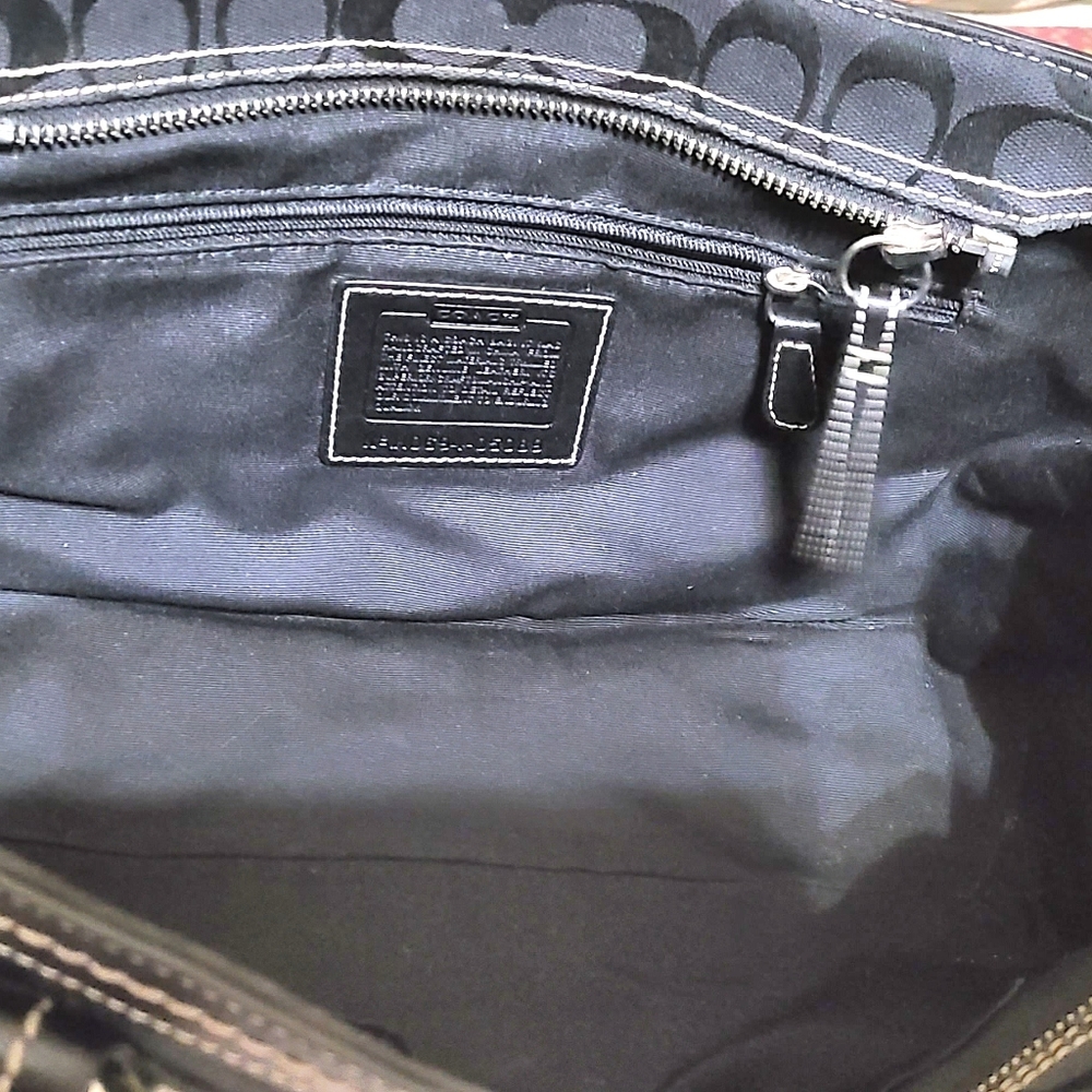 Vintage Coach Handbag 👜 - Picture 5 of 13